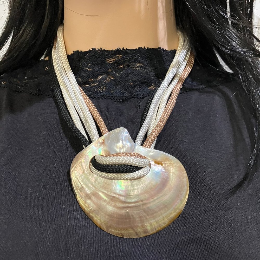 Vintage 1990s. Bold, Daring Expression! Polished … - image 2